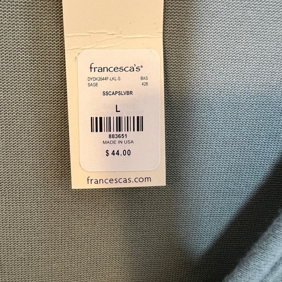 Francesca’s Alya Green V-Neck Wrap Blouse Women’s Large Sage Comfort - Picture 4 of 7